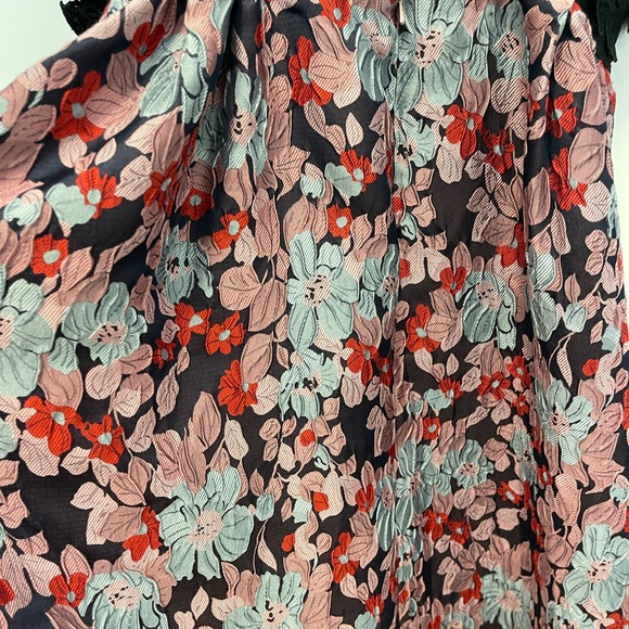 ML Monique Lhuiller Multi Floral Jaquan Gown - Picture 13 of 16